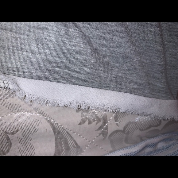 Crop top - Picture 3 of 4